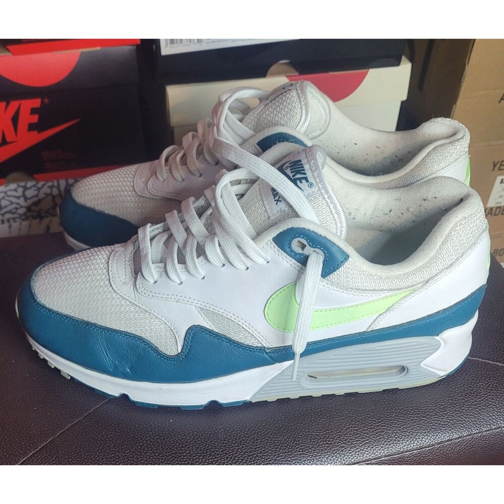Nike Air Max 90/1  AJ7695-103 Men's Size 10.5 White Spruce Lime Running Shoes